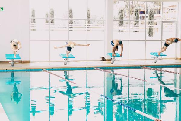 diving body positions